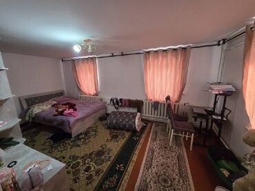 Продажа домов: Дом, 200 м², 5 комнат — 5