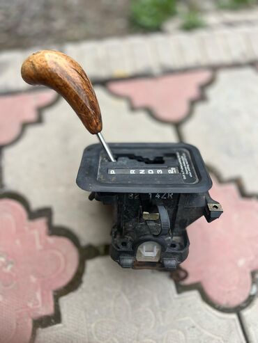 Другие автозапчасти: Кулиса АКПП от W124