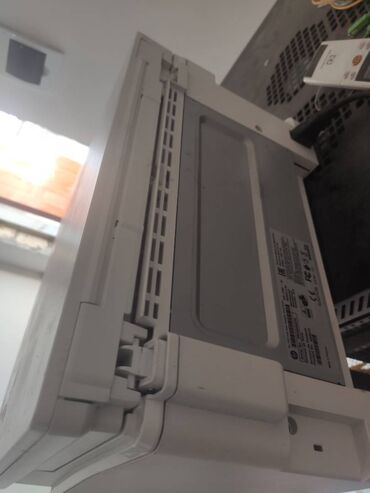 kartric dolumu: Hp m130a 3-ü birində laser printer satılır,yalnız katrici yoxdu