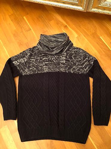 Sviter S razmer
13-14razmer