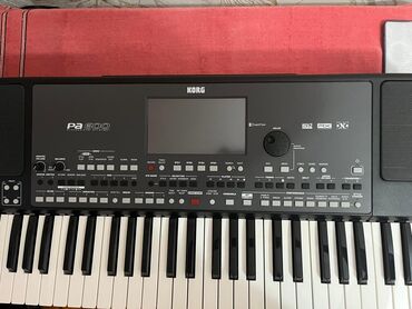 sintizator korg: Korg PA600 GT,təzədən seçilmir.Alət yalnız evde az işlənib.Ehtiyac