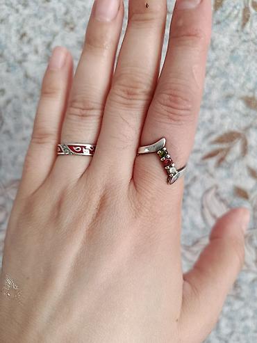 Aksesuarlar: Gümüş üzük dəsti - Material: gümüş rəngli metal (şəklin əsasında). - — 1