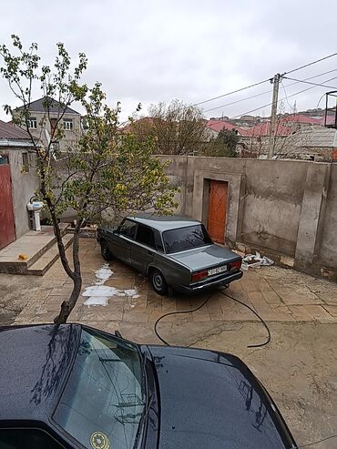 VAZ (LADA): VAZ 2107 sedan - Korpus: 4 qapılı, boz rəng, klassik “yeddi” dizaynı — 10