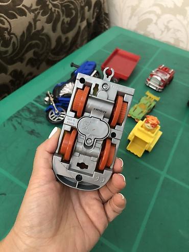 hot wheels oyuncaq dəsti: Uşaq oyuncaqları dəsti – müxtəlif maşın və nəqliyyat vasitələri — 8