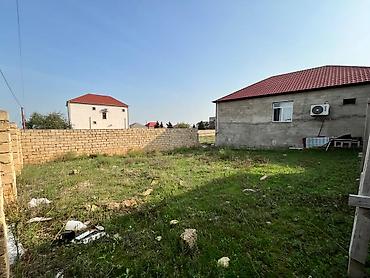 torpaq baki: Abşeron rayonu, Görədil qəsəbəsi, məktəbə və avtobus dayanacağına 5 — 3