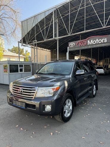 Mercedes-Benz: Toyota Land Cruiser: 2014 г., 4.5 л, Автомат, Дизель, Внедорожник