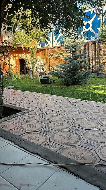 камин участок: 4 комнаты, 97 м², 4 соток, Бишкек, Собственник — 6