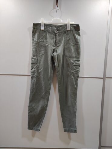 new yorker shop online: Benetton pantalone. Kao nove. Poluobim struka 39/41, dubina napred 19