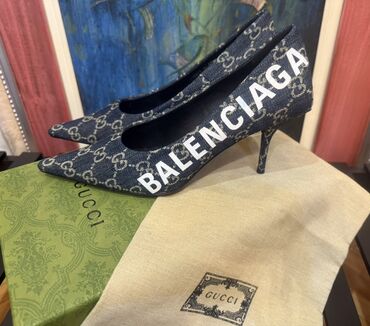 Salonke: Salonke, Balenciaga, 40 — 5