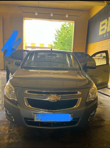 şevralet volt: Chevrolet Cobalt: 1.4 l | 2023 il 136000 km Sedan