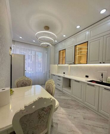 сдается 2 комнатная квартира в джале: 3 комнаты, 100 м², Элитка, 3 этаж, Евроремонт