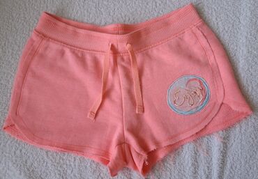 new yorker sortsevi: Zara, Short, 116-122 at lalafo.rs new yorker sortsevi: Zara, Short, 116-122