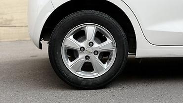 spark 2016: Chevrolet Spark: 2020 г., 1 л, Автомат, Бензин, Хэтчбэк — 5