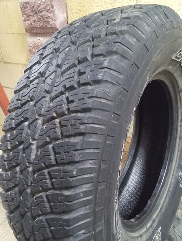 шина 255 70 16: Продаю резину на внерожник Bridgestone A/T 255/70/16 на запаску (1шт)