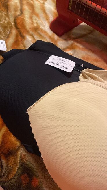 qadin alt paltarlarının satışı instagram: Yeni alınıb qız çox kök olduğundan satılır bir dəfə geyinilmiyib
