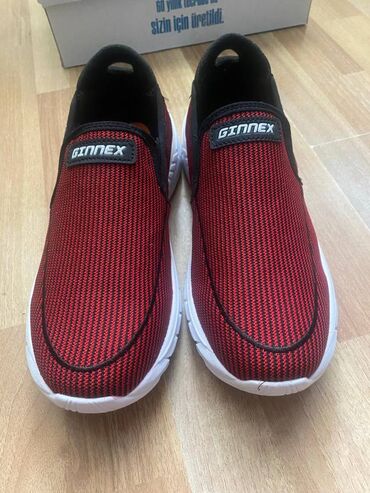adidas ayaqqabı: Türkiyə"Ginnex"markası çox keyfiyyətli 40-raz.ayaqqabı təzədir