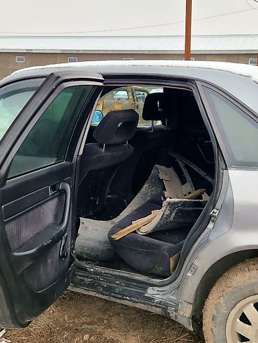 Audi: Audi 100: 1992 г., 2 л, Механика, Газ, Седан — 10