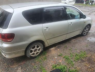 помощь авто: Toyota Ipsum: 2003 г., 2.4 л, Автомат, Бензин, Минивэн — 4