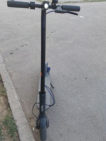 Electircli Scooter hər şey işləkdir işıqlarına kimi təkərləri