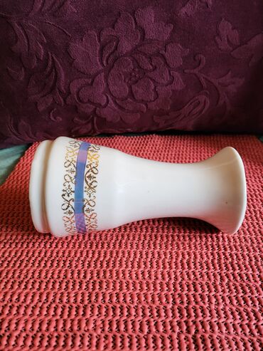 Stare vaze i dekor: Vaza nova Titov Veles porcelan. 70te. Vaza nova,par tackica — 7