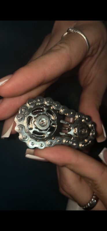 цена на масло: Антистресс для велобайкеров цепь на шестеренки ⚙️ ⛓️‍💥 цена серебряный