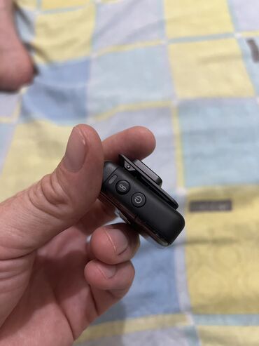 купить петличный микрофон для телефона: Dji mic 2 transmitter. Работает по блютуз напрямую без приемника
