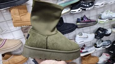 Čizme: Čizme, UGG, 37 — 4