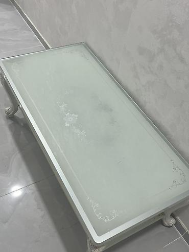 taxda qapi: Dördbucaq masa, Açılmayan, Təkərsiz, Şüşə — 4