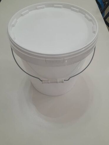 пластиковая посуда: Ведро пластиковое с крышкой 20 л.Вся тара пищевая и новая.Ведро для