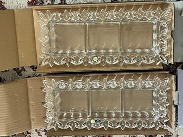 вазы из богемского стекла: Məhsul: Crystal Bohemia üç bölməli servis qabı (relish dish) Mənşə