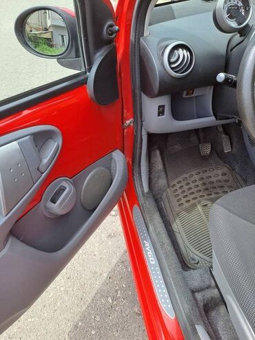 Toyota: Toyota Aygo: 1 l. | 2009 έ. Χάτσμπακ — 15