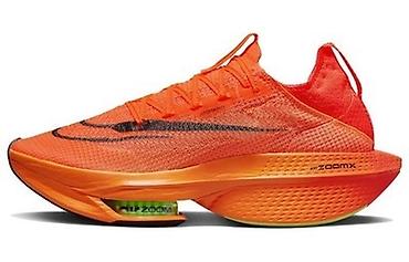 nish man: Мужские кроссовки, 41, Nike, Новый, цвет - Оранжевый — 1