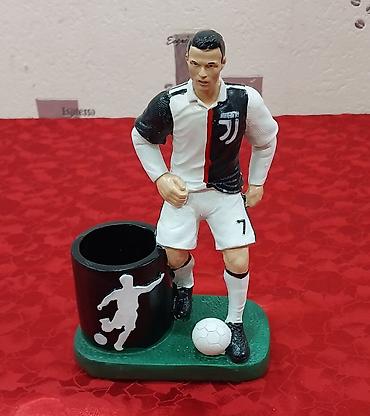 Корзины для ручек: Ronaldo fiqur qələmqabı Juventus 7 nömrə Dizayn: Juventus formasında 7 — 1