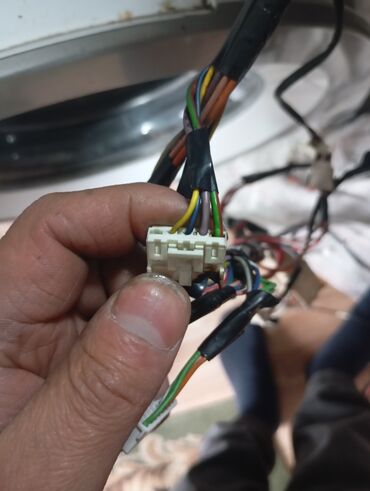 Ремонт стиральных машин: С выездом на дом С гарантией Тип услуги: Диагностика Замена, ремонт — 5