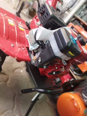 Дизельные мотоблоки: Мотоблок бензиновый редуктор 8 лаш 5 л бак фреза доставка по городу — 2