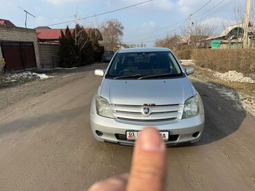 Toyota: Toyota ist: 2003 г., 1.5 л, Автомат, Бензин