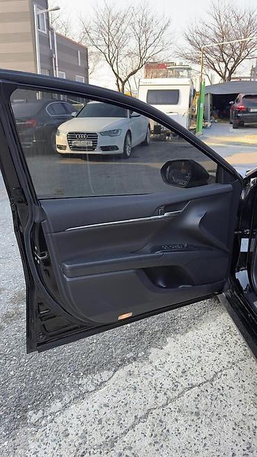 Toyota: Toyota Camry: 2019 г., 2.5 л, Автомат, Гибрид, Седан — 10