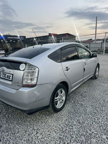 купить машину за 2000 долларов: Toyota Prius: 2005 г., 1.5 л, Вариатор, Гибрид, Хэтчбэк