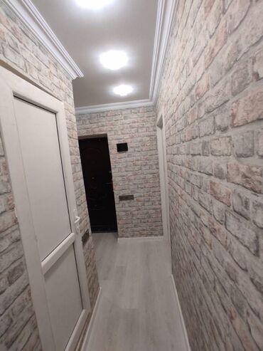 Köhnə tikili: Bakı, 2 otaqlı, Köhnə tikili, m. Qara Qarayev, 35 kv. m — 11