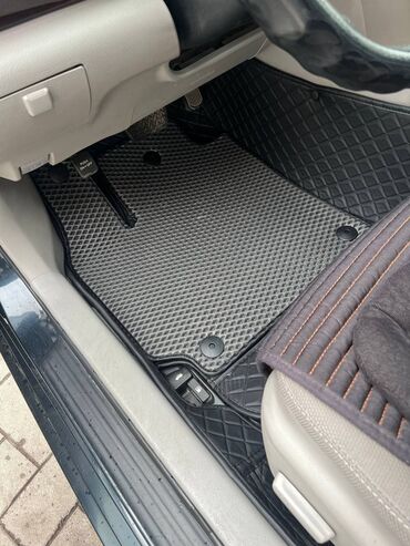 Полики: 5D Экокожа Полики Для салона Toyota, Новый, Бесплатная доставка, Платная доставка, Самовывоз at lalafo.kg — 17 Полики: 5D Экокожа Полики Для салона Toyota, Новый, Бесплатная доставка, Платная доставка, Самовывоз — 17