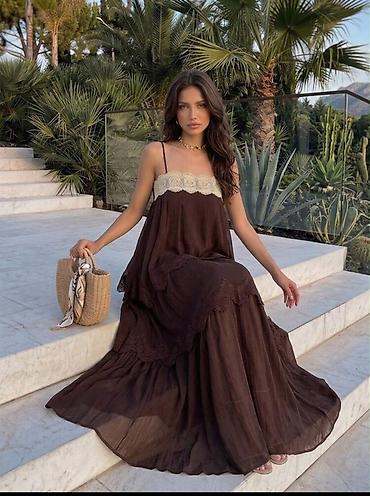 1dəfə geyinilib.L ölçü,XLə də gedər. Fotosesiya üçün çox idealdir lalafo.az -da 1dəfə geyinilib.L ölçü,XLə də gedər. Fotosesiya üçün çox idealdir