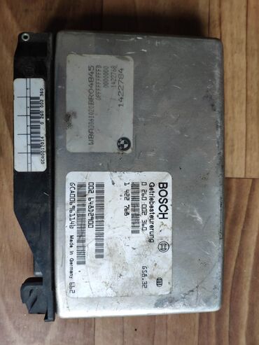 Другие детали электрики авто: Блоки управления двигателем BMW. Есть только то, что перечислено — 6