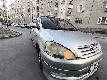 на тойоту: Toyota Ipsum: 2002 г., Бензин, Минивэн — 2