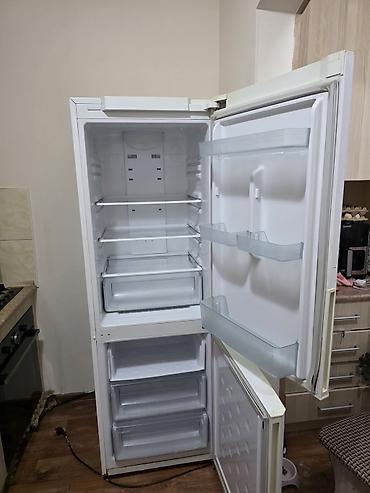 i5 14: Холодильник Samsung, двухкамерный, с нижней морозильной камерой. Б/У — 4