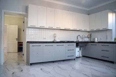 Продажа домов: Дом, 226 м², 6 комнат, Агентство недвижимости — 2