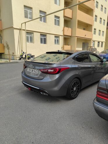 hyundai elantra 2012: Hyundai Elantra: 1.8 l | 2012 il Sedan