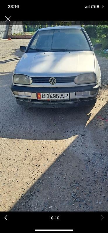 Продажа авто: Volkswagen Golf: 1992 г., 1.8 л, Механика, Бензин, Хэтчбэк — 6