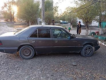 camry 5: Mercedes-Benz W124: 1990 г., 2.3 л, Бензин, Седан — 4