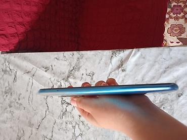 Mobil telefonlar: Satılır problemi arka kamerası sınıb amma normal çəkir normal işləyir — 3