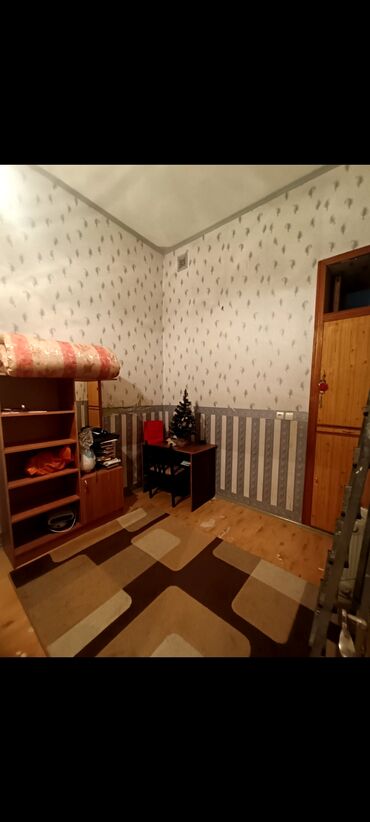 Uzunmüddətli kirayə mənzillər: Kamsamol bina evi 1 ci mertebe artimasinda heyetide var 2 otag bir zal -da lalafo.az — 10 Uzunmüddətli kirayə mənzillər: Kamsamol bina evi 1 ci mertebe artimasinda heyetide var 2 otag bir zal — 10